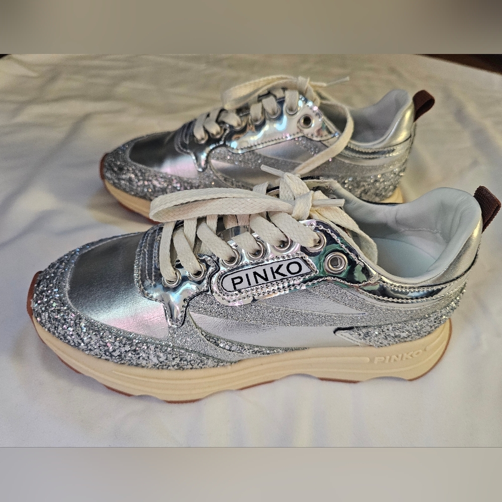 Pinko Metallic Silver Sneakers with Glitter- Italian Made- Size 36- NEW